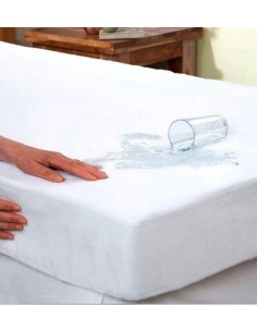 Coprimaterasso impermeabile con fasce idrorepellenti 2