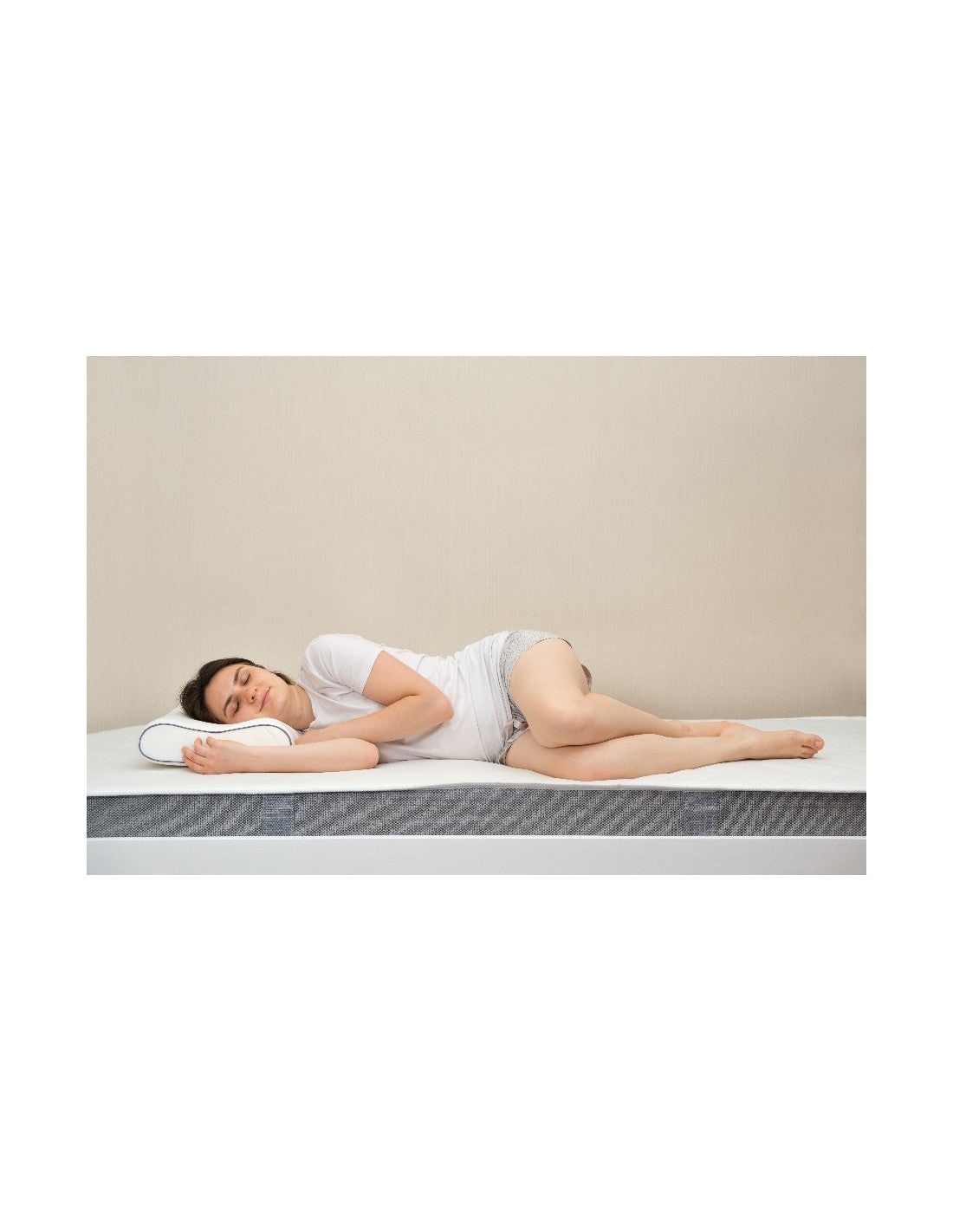 Letto a doghe con materasso misura francese